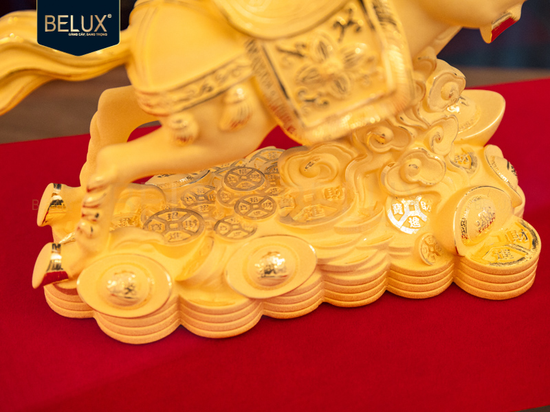 Tượng Ngựa Tài Lộc vàng cát 20x7x17cm